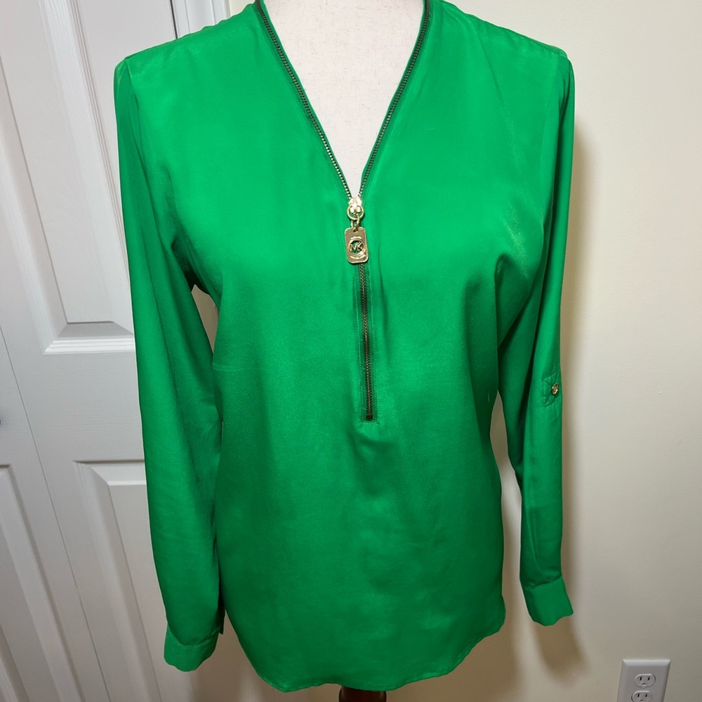 Gorgeous Green Michael Kors Top (L)